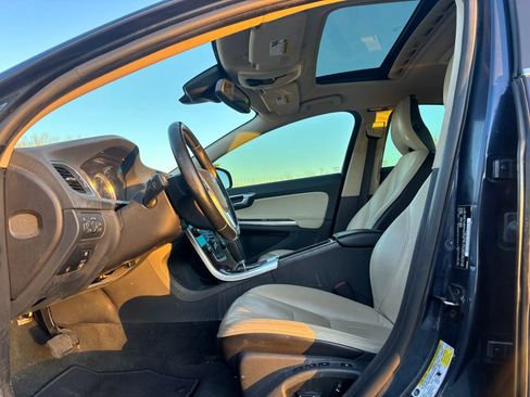 Used 2012 Volvo S60 T6 image 3