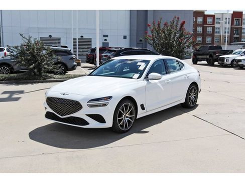 Used 2026 Genesis G70 2.5T RWD image 3
