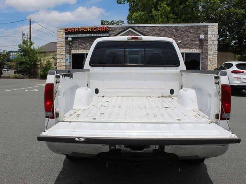 Used 2001 Ford F250 Lariat RWD image 8