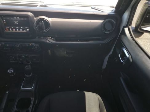 Used 2022 Jeep Wrangler Unlimited Sport AWD/4WD image 17