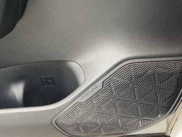 Used 2024 Toyota RAV4 LE AWD/4WD image 18