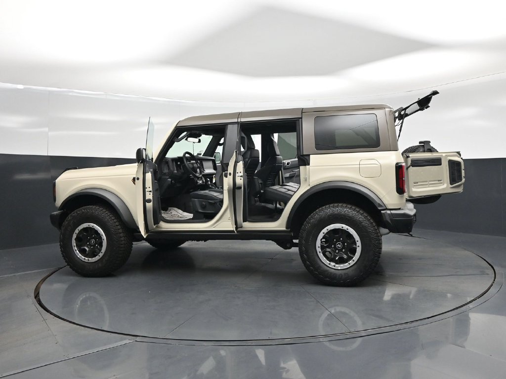 Used 2026 Ford Bronco Badlands AWD/4WD image 33