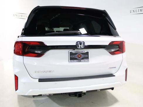 Used 2025 Honda Odyssey Touring image 30