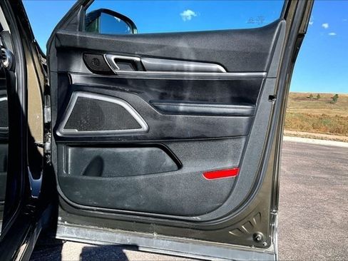 Used 2022 Kia Telluride S AWD/4WD image 29