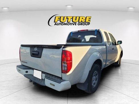 Used 2020 Nissan Frontier S image 3