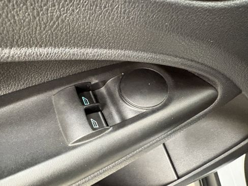 Used 2016 Ford Transit Connect XL image 24