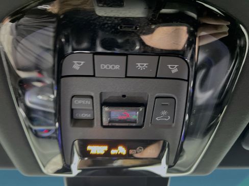 Used 2024 Toyota Venza Nightshade AWD/4WD image 21