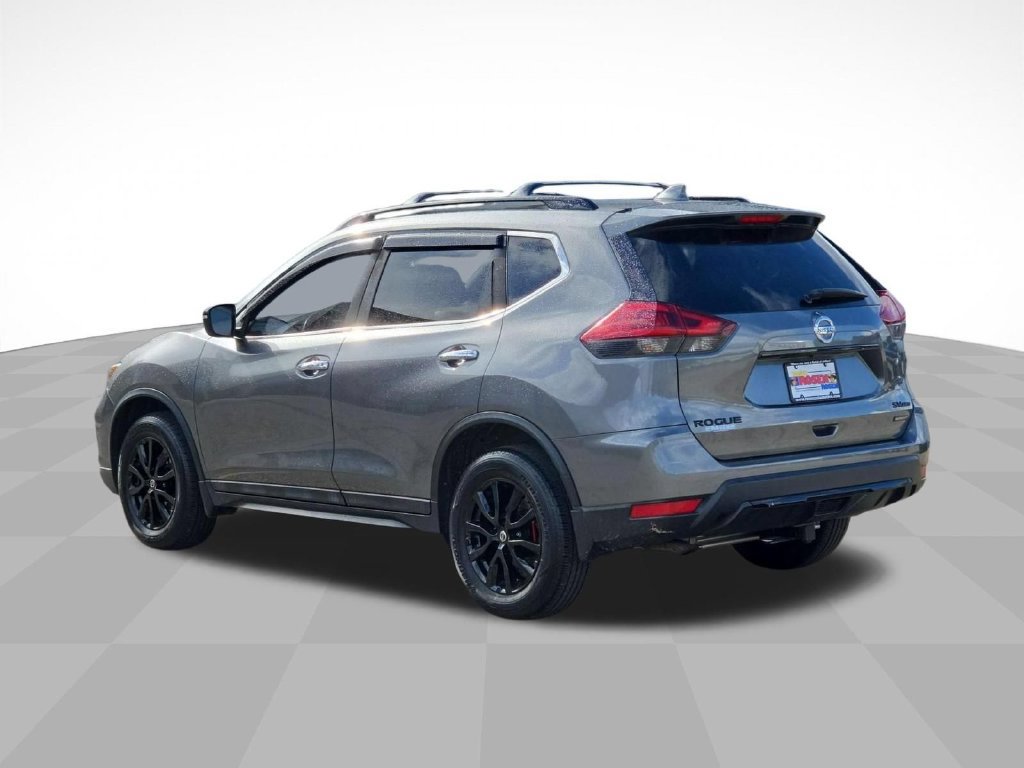 Used 2018 Nissan Rogue SV AWD/4WD image 5