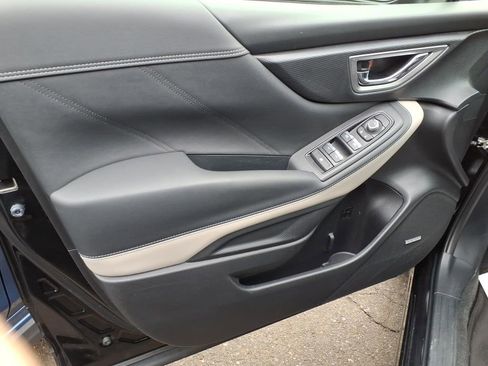 Used 2023 Subaru Forester Limited image 9