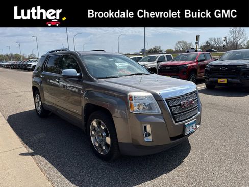Used 2010 GMC Terrain SLT AWD/4WD image 1