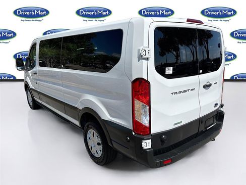 Used 2024 Ford Transit 350 XLT image 5