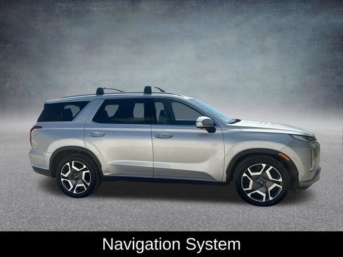 Used 2023 Hyundai Palisade Limited AWD/4WD image 7