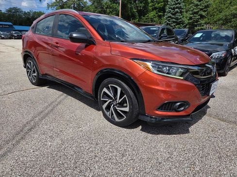 Used 2019 Honda HR-V Sport image 1
