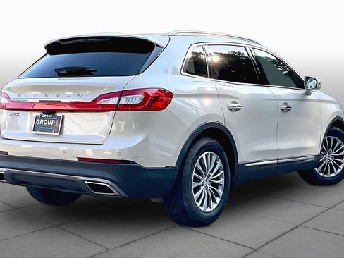 Used 2018 Lincoln MKX Select w/ Select Plus Package FWD image 13
