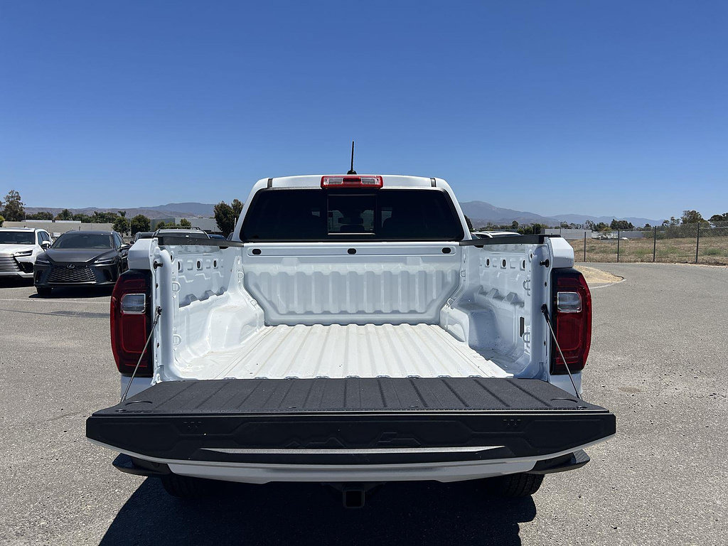 New 2026 GMC Canyon Elevation RWD image 26