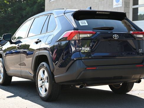 Used 2020 Toyota RAV4 XLE w/ All Weather Liner Package AWD/4WD image 3