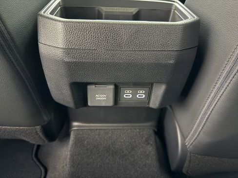 New 2026 Toyota Tacoma Limited AWD/4WD image 32