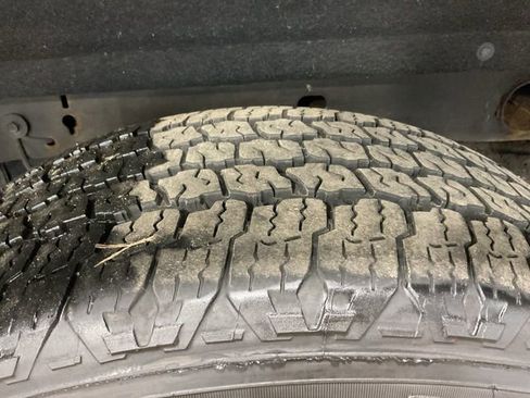 Used 2016 GMC Sierra 1500 SLT w/ All-Terrain Package image 8