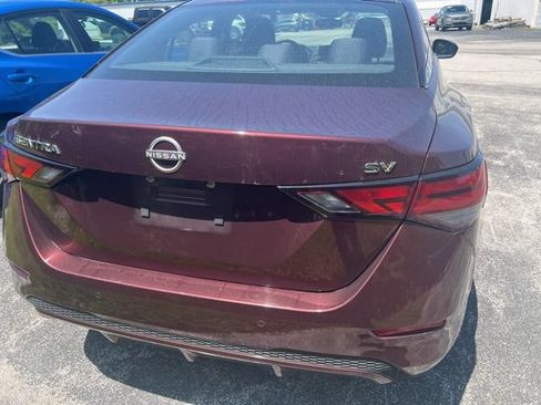 Used 2024 Nissan Sentra SV FWD image 6