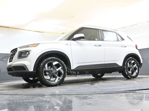 New 2026 Hyundai Venue SEL image 40