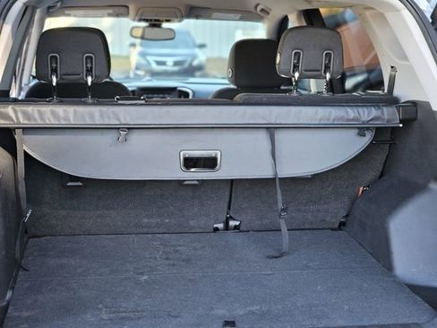 Used 2019 GMC Terrain SLE w/ Driver Convenience Package image 28