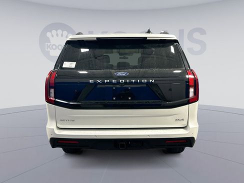 New 2025 Ford Expedition Max Active image 5