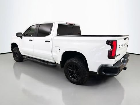 Used 2022 Chevrolet Silverado 1500 LT Trail Boss w/ LT Trail Boss Premium Package AWD/4WD image 5