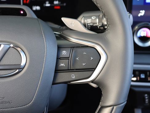 Used 2025 Lexus RX 350 Premium Plus image 21