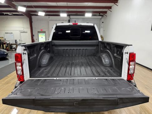 Used 2021 Ford F250 Lariat w/ Lariat Value Package AWD/4WD image 8