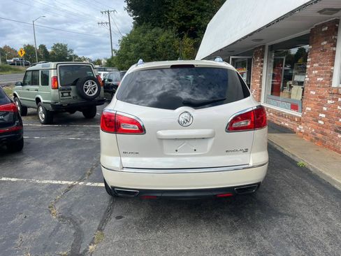 Used 2014 Buick Enclave Leather image 3