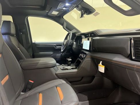 New 2026 GMC Sierra 1500 AT4 w/ AT4 Premium Package AWD/4WD image 28