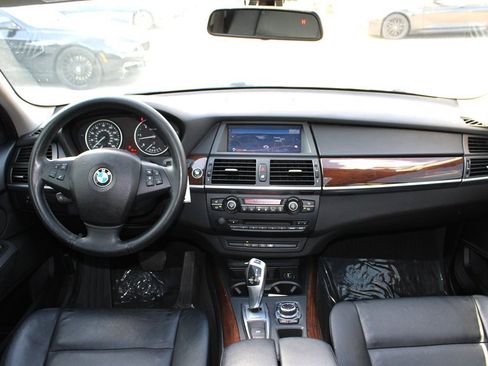 Used 2010 BMW X5 xDrive35d AWD/4WD image 13