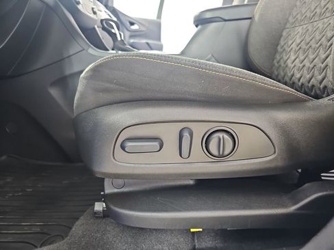 Certified 2024 Chevrolet Equinox LT AWD/4WD image 35