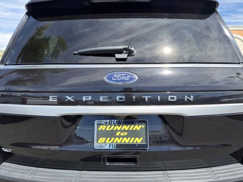 Used 2024 Ford Expedition XLT AWD/4WD image 41
