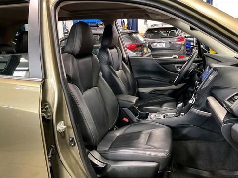 Used 2023 Subaru Forester Limited image 7