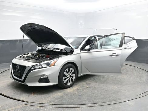 Used 2021 Nissan Altima 2.5 S image 34