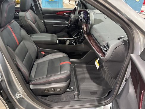 New 2026 Chevrolet Traverse RS w/ LPO, Floor Liner Package image 47