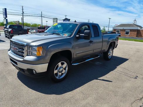 Used 2013 GMC Sierra 2500 SLE w/ SLE Preferred Package RWD image 10