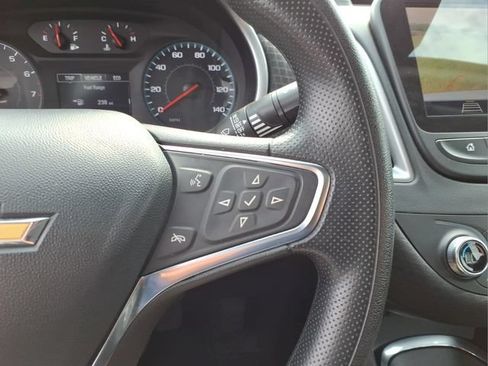Used 2025 Chevrolet Malibu LT FWD image 23