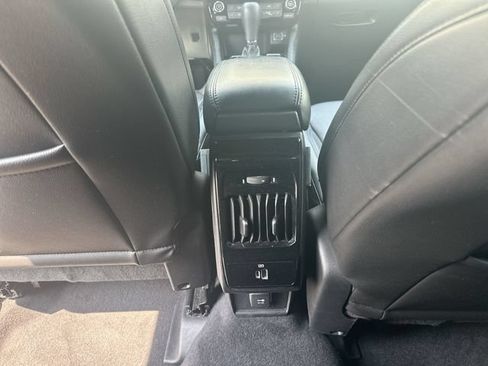 Used 2023 Jeep Compass Latitude w/ Convenience Group AWD/4WD image 22