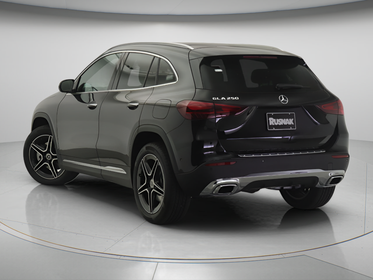 New 2026 Mercedes-Benz GLA 250 image 2