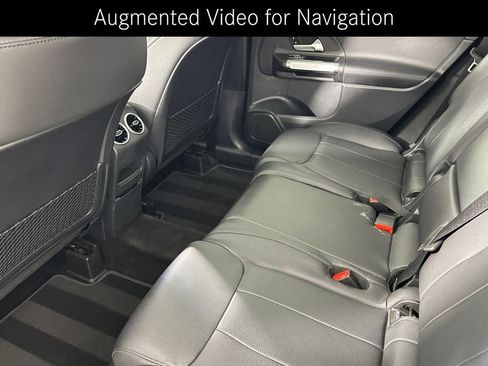 Certified 2022 Mercedes-Benz GLB 250 4MATIC image 17