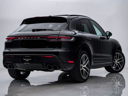Certified 2026 Porsche Macan AWD/4WD image 11