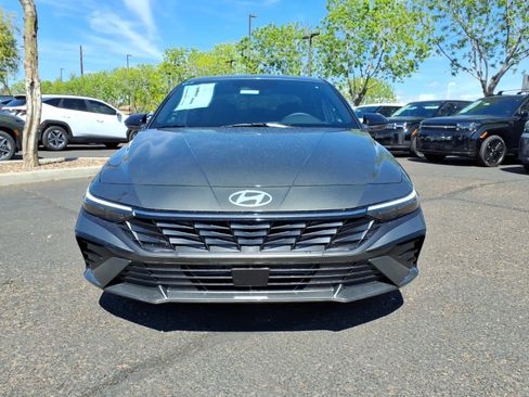 New 2026 Hyundai Elantra SEL Sport FWD image 2