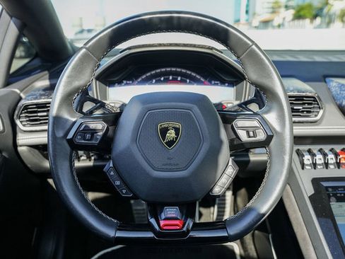 Used 2020 Lamborghini Huracan EVO AWD/4WD image 40