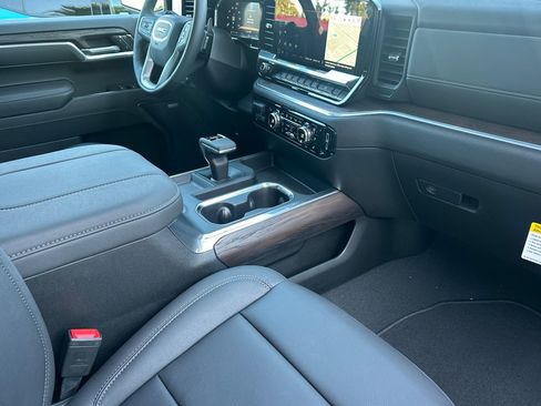 New 2026 GMC Sierra 1500 SLT w/ SLT Premium Plus Package image 16