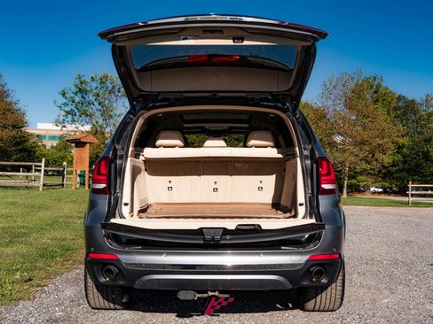 Used 2015 BMW X5 xDrive35d image 30