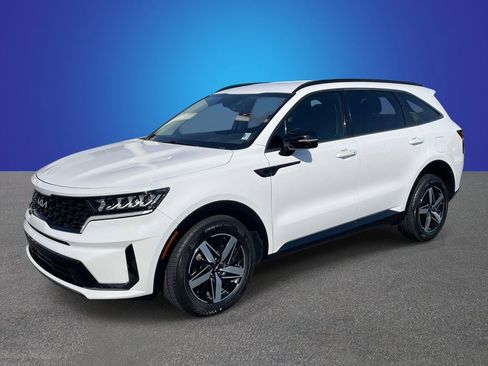 Certified 2022 Kia Sorento S FWD image 1