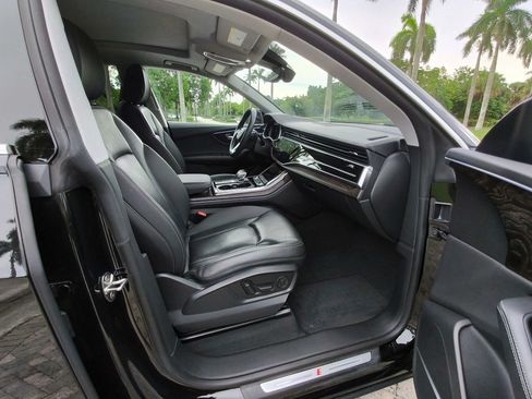 Used 2023 Audi Q8 Premium Plus w/ Premium Plus Package AWD/4WD image 39