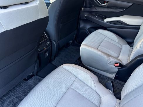 Used 2024 Subaru Ascent Premium w/ Convenience Package image 13